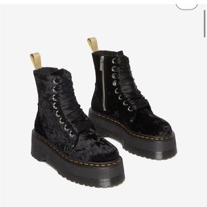 Doc Marten Jadon Velvet Boots